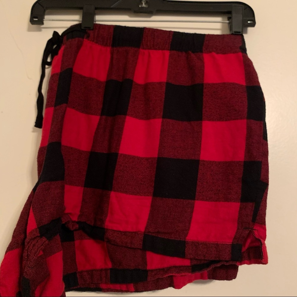 Old Navy Buffalo Plaid pj short XXL red and black, 100% cotton flannel